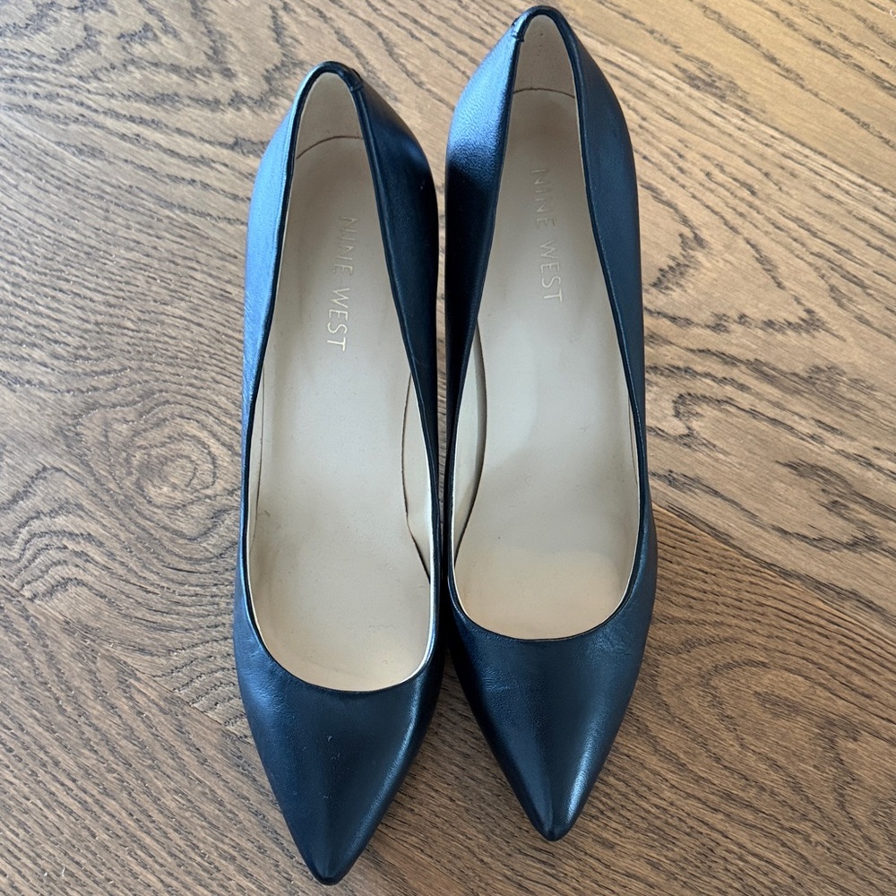 Nine West Women's Classic Black Heels